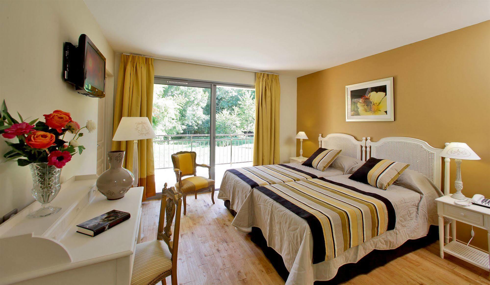 Le Moulin De Mitou Hotell Auriac-du-Périgord Eksteriør bilde